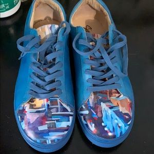 Women’s fashion sneakers